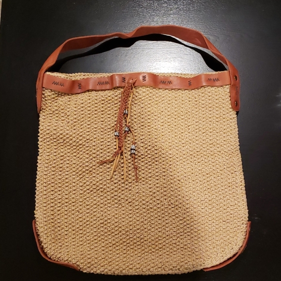 NWOT Lucky Brand Ojai Crochet Mailbag - Picture 3 of 7